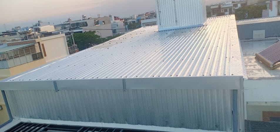 Lợp mái tôn chống thấm tuyệt đối