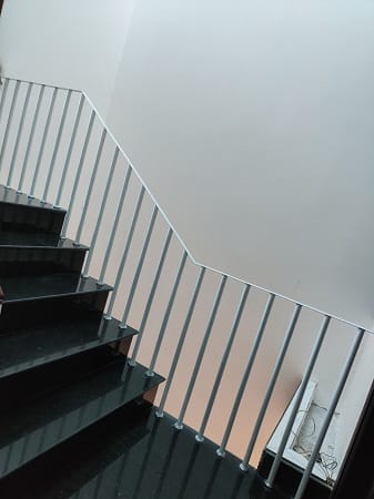 Mẫu lan can sắt 1 màu đơn giản