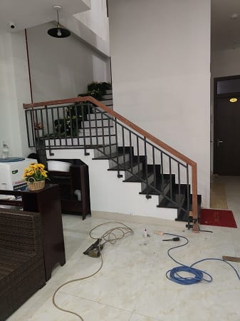 Mẫu lan can sắt sơn tĩnh điện giả gỗ