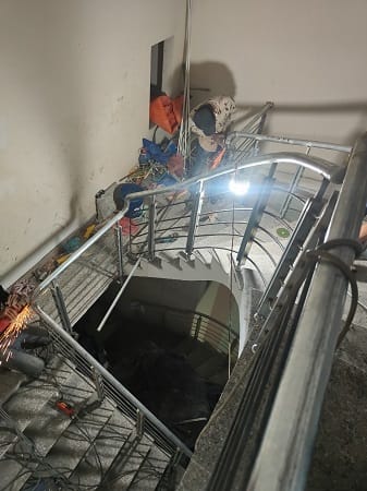 Mẫu lan can sắt uống cong nghệ thuật
