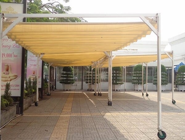 Mẫu mái hiên di động che nắng, mưa cho nhà xe