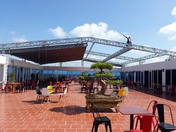 Mẫu mái hiên di động lượn sóng cho bể bơi