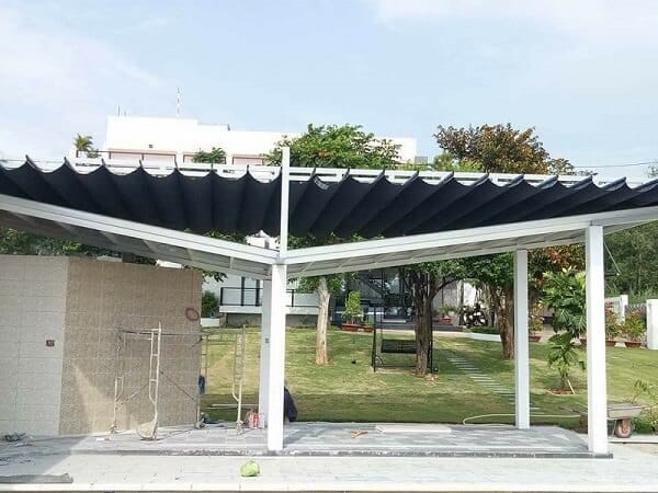 Mẫu mái hiên di động sang trọng cho sân vườn