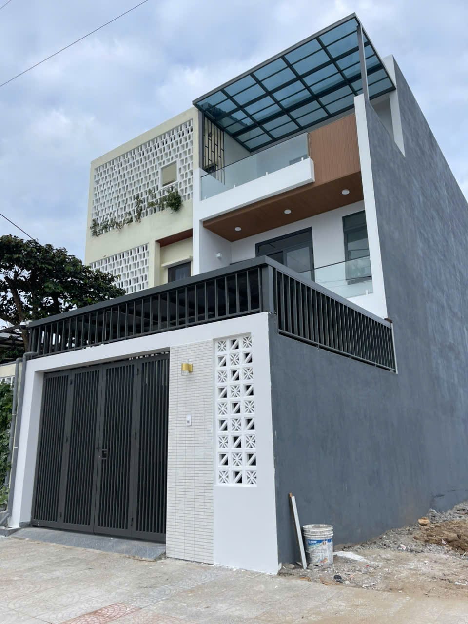 Cổng cửa sắt Cơ khí Đà Nẵng Bá Trọng (12)