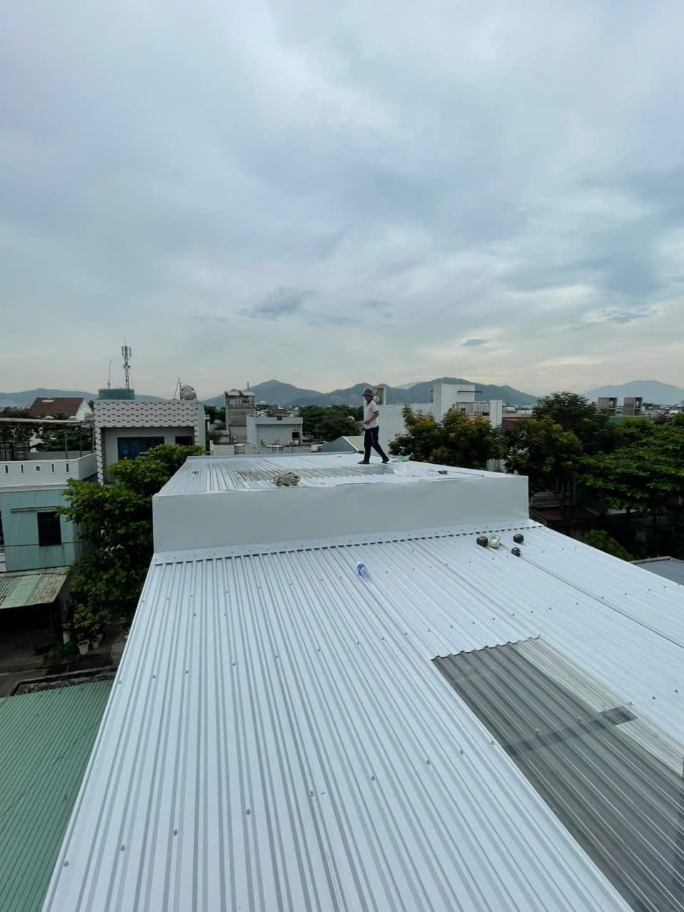 Đóng tôn chống thấm Đà Nẵng (10)